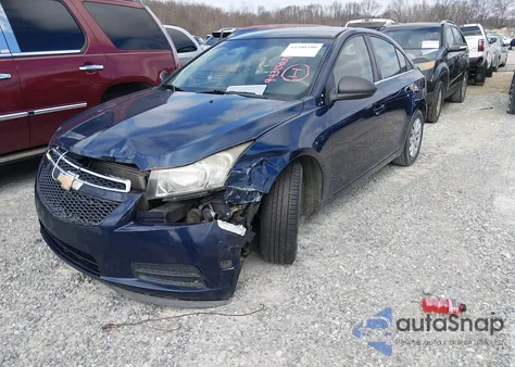 2011 Chevrolet Cruze Ls z USA, uszkodzony, nr VIN 1G1PC5SHXB7191970